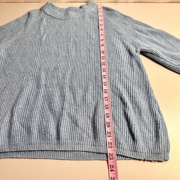 Tahari Ragaln Sweater Women Medium Blue Round Neck Soft Cozy Pullover Kint Top - Picture 5 of 13
